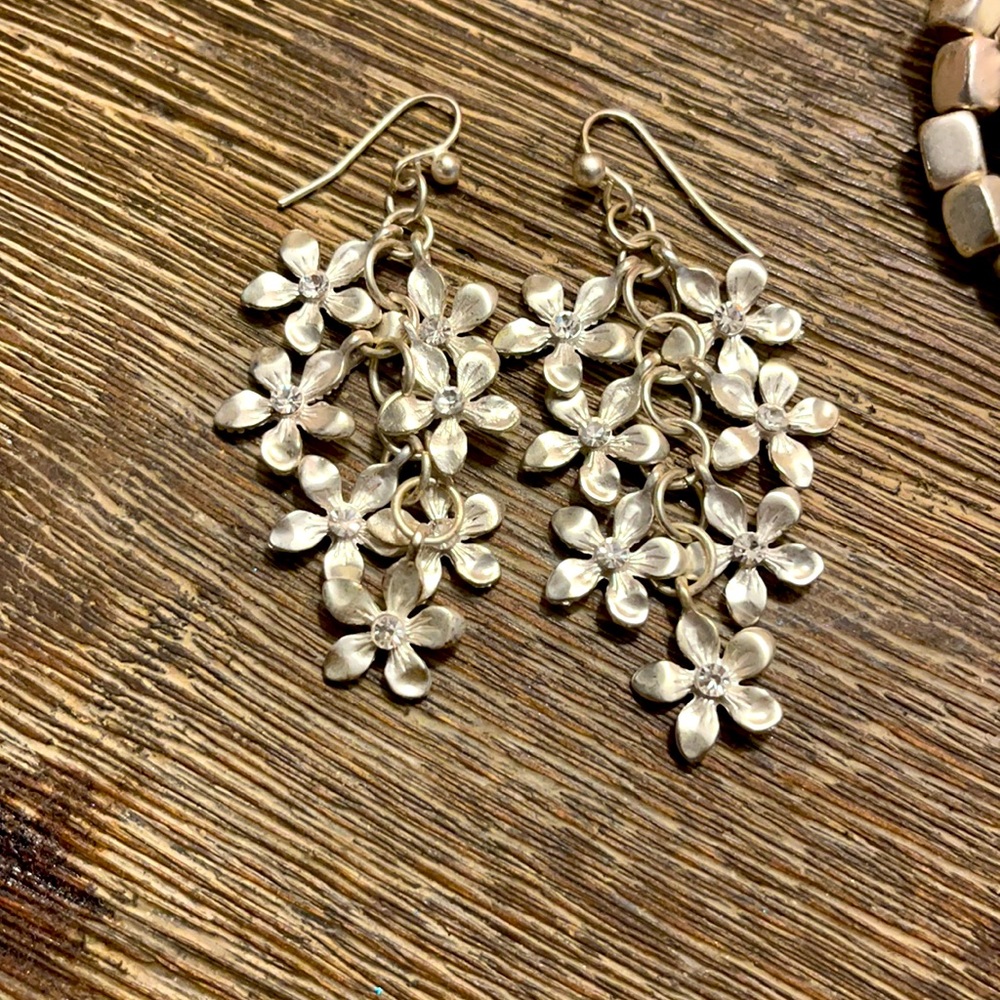 Set Silver Flower Earrings & Stack Bracelets - image 3